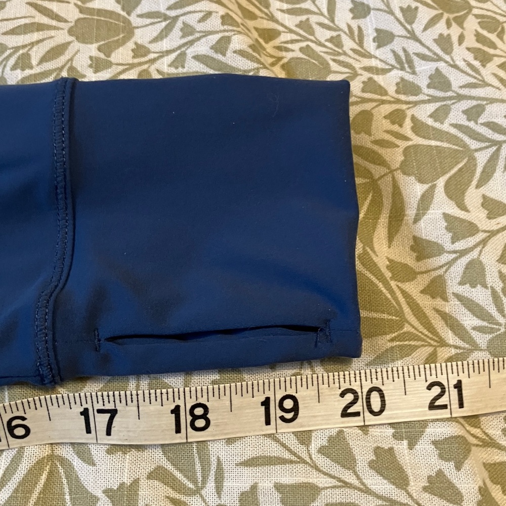 Spyder blue Long Sleeve Top Active wear Large - Picture 10 of 10